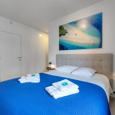 Zonnig Luxueuze La Coronne Apartment *